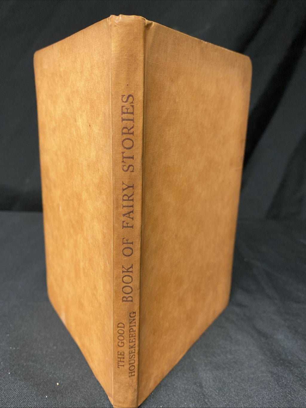 Book - The Good Housekeeping Book of Fairy Stories - 1946 - (1526)