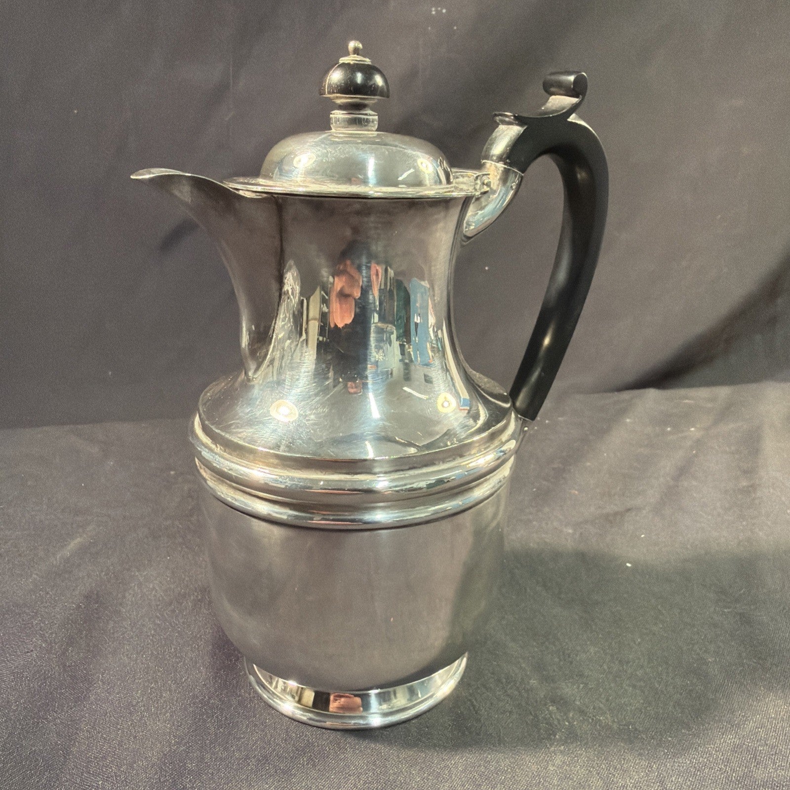 Finnigans of Manchester 1913 Silver Plate Heavy Coffee Teapot in excellent cond - (2058)