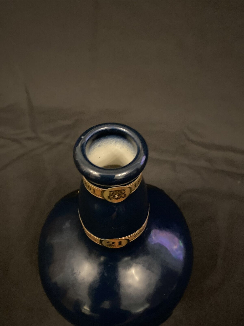 Vintage Whisky Jug Ceramic blue bottle Rare  Chivas 21 YR Scotch- (8453)