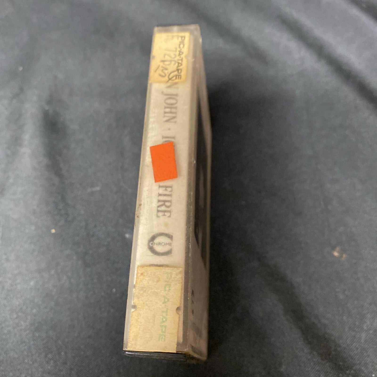 Elton John Ice On Fire Cassette Tape 1985 - (1389)