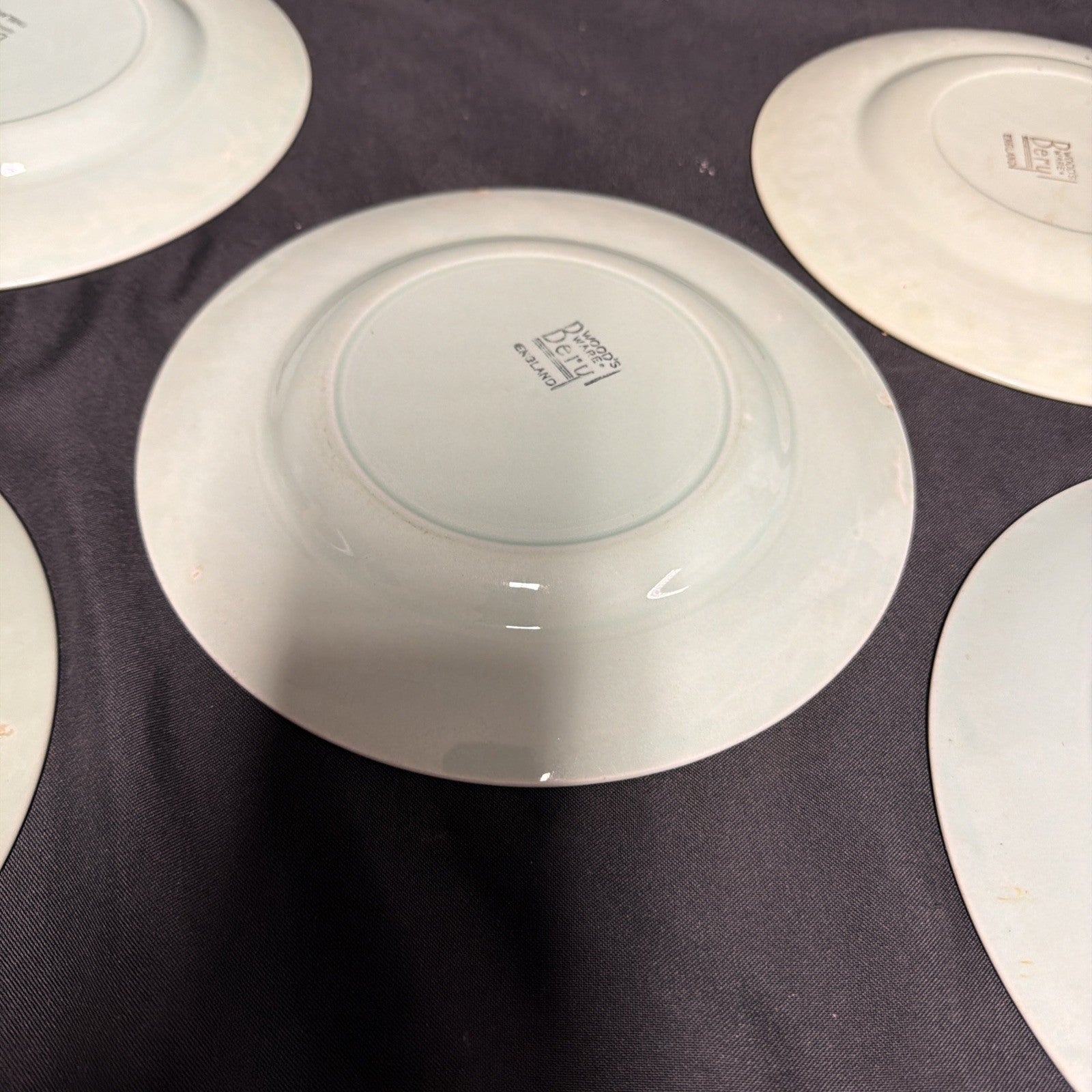 Wood's Ware Beryl Utility Green 1940's Ceramic Tea Plates 20cm D. x 5 GC - (1917) 