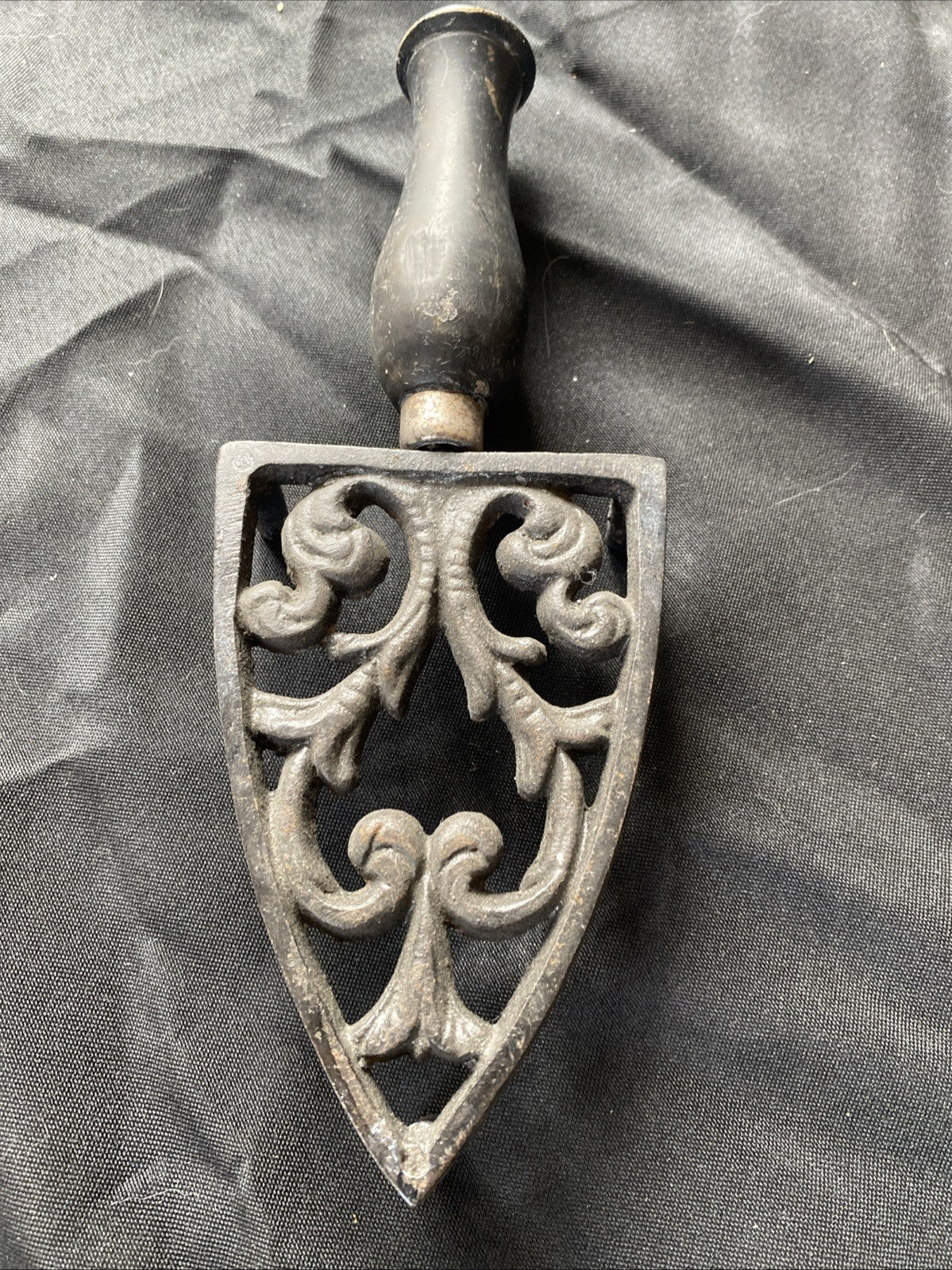 Antique Cast Iron Flat Clothes Iron Trivet - Wooden Handle Rare - (1196)