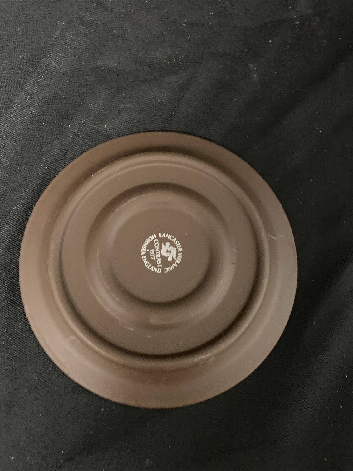 Hornsea CONTRAST Lancaster Vitramic England 2 x Saucers 76/77 (9291)