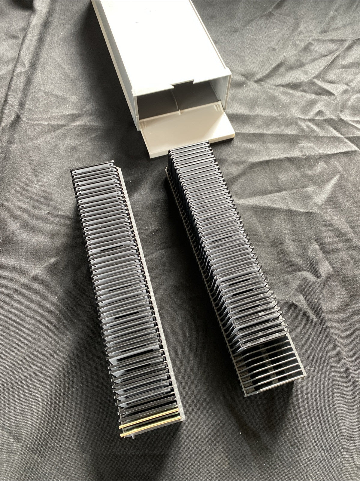 AGFA 35mm Cassette System 50 + 50 spaces inc 93 colour slides - 5964