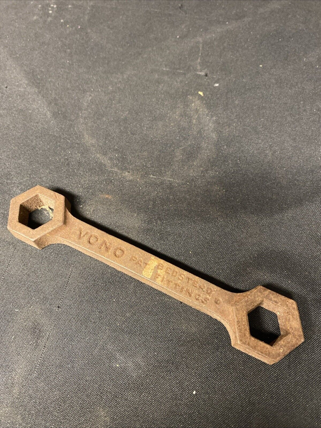 Vintage Cast Iron VONO Bed Spanner Original for Bedstead Fittings - (5700)