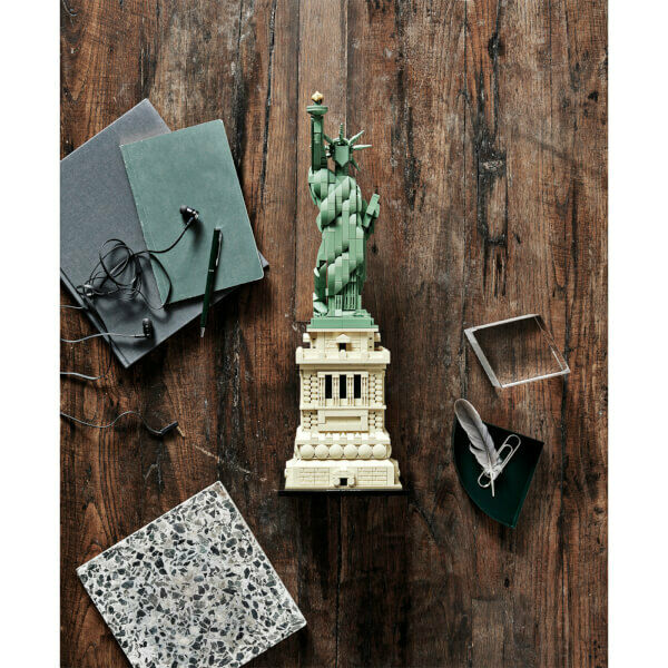 LEGO Architecture - Statue Of Liberty New York - 21042
