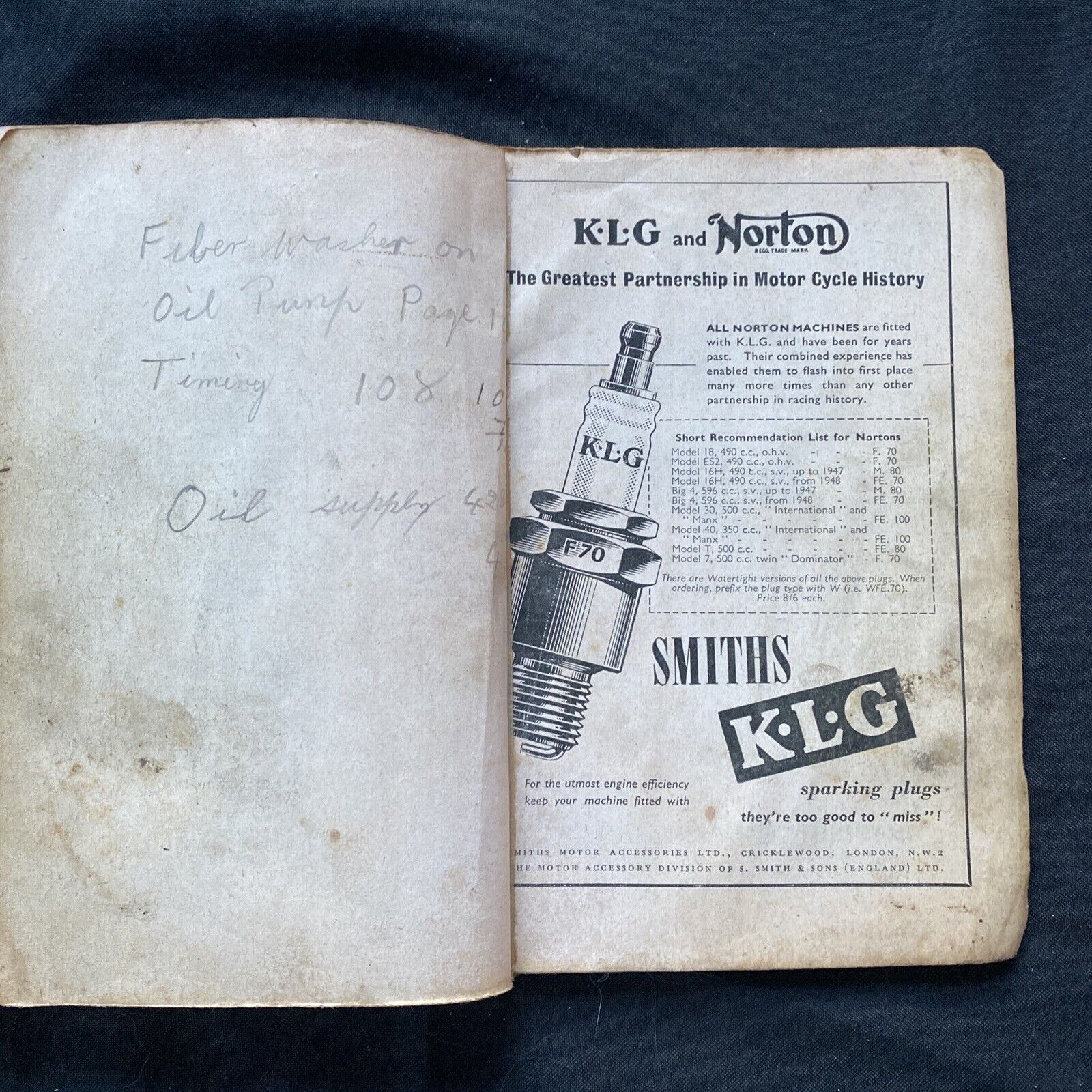 Pitmans Motor Cycle Library The Book of the NORTON WC Haycraft 1953 -(9597)