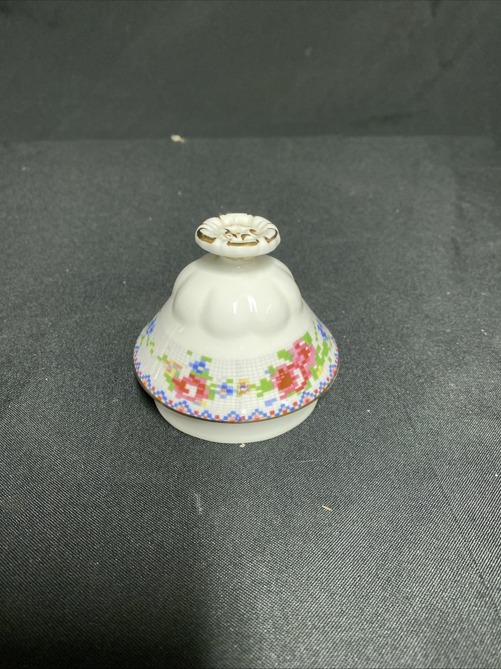 Royal Albert Bone China Petit Point RD778676 Coffee Pot LID ONLY - (1764)