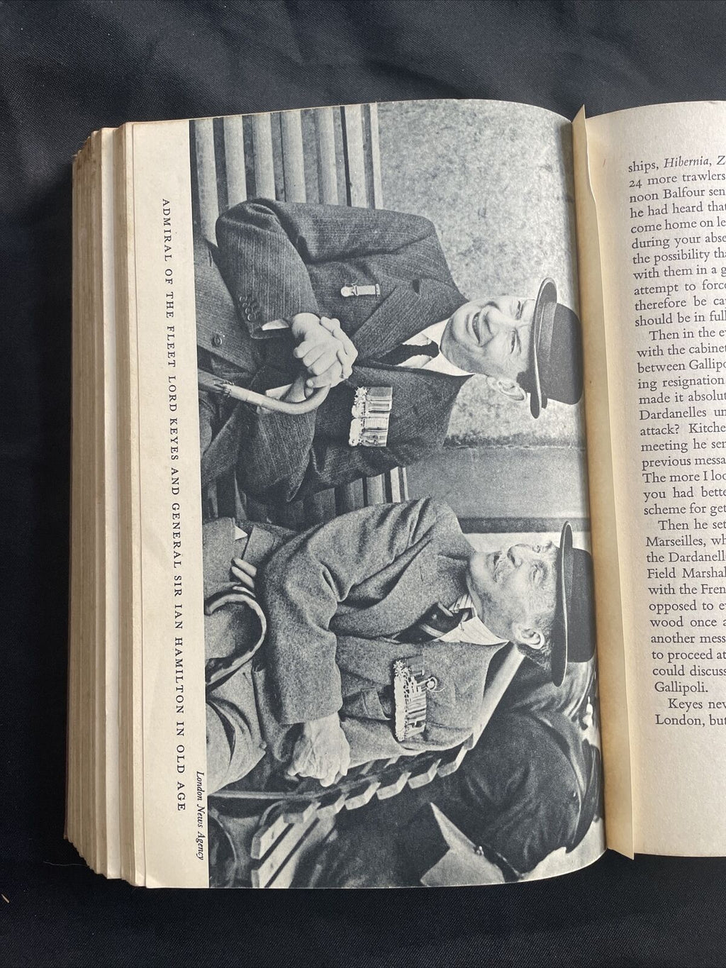 BOOK - Gallipoli - Alan Moorehead 1st Ed 1956 hardback - (9511)