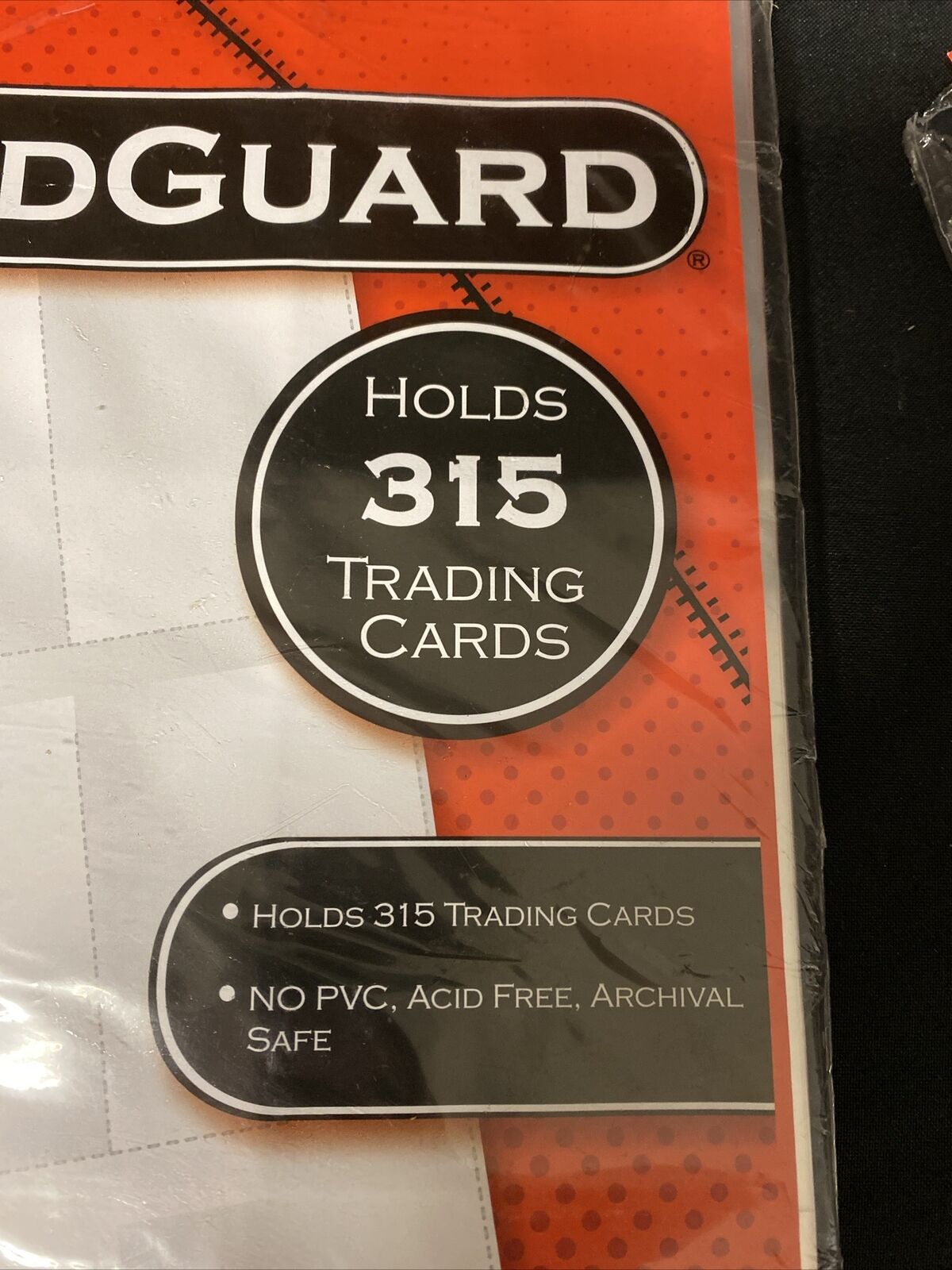 CardGuard 9-POCKET TRADING CARD A4  RINGBINDER x 67 SLEEVES (603 slots)  -(5050)