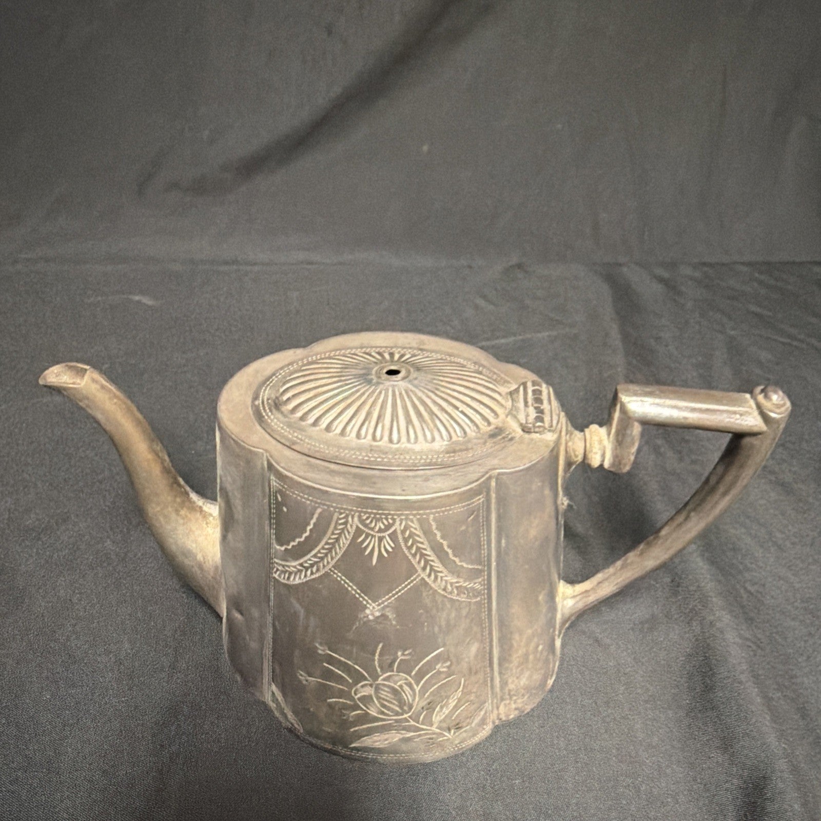 Antique Electroplated Brittania Metal Teapot Sheffield #4966 - (1914)