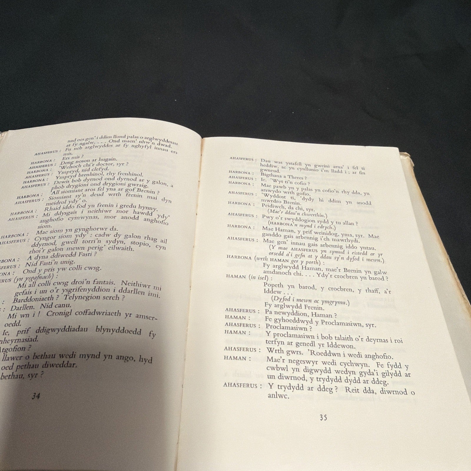 Esther A Serch Yw'r Doctor, Saunders Lewis - Welsh Language book - (1902)