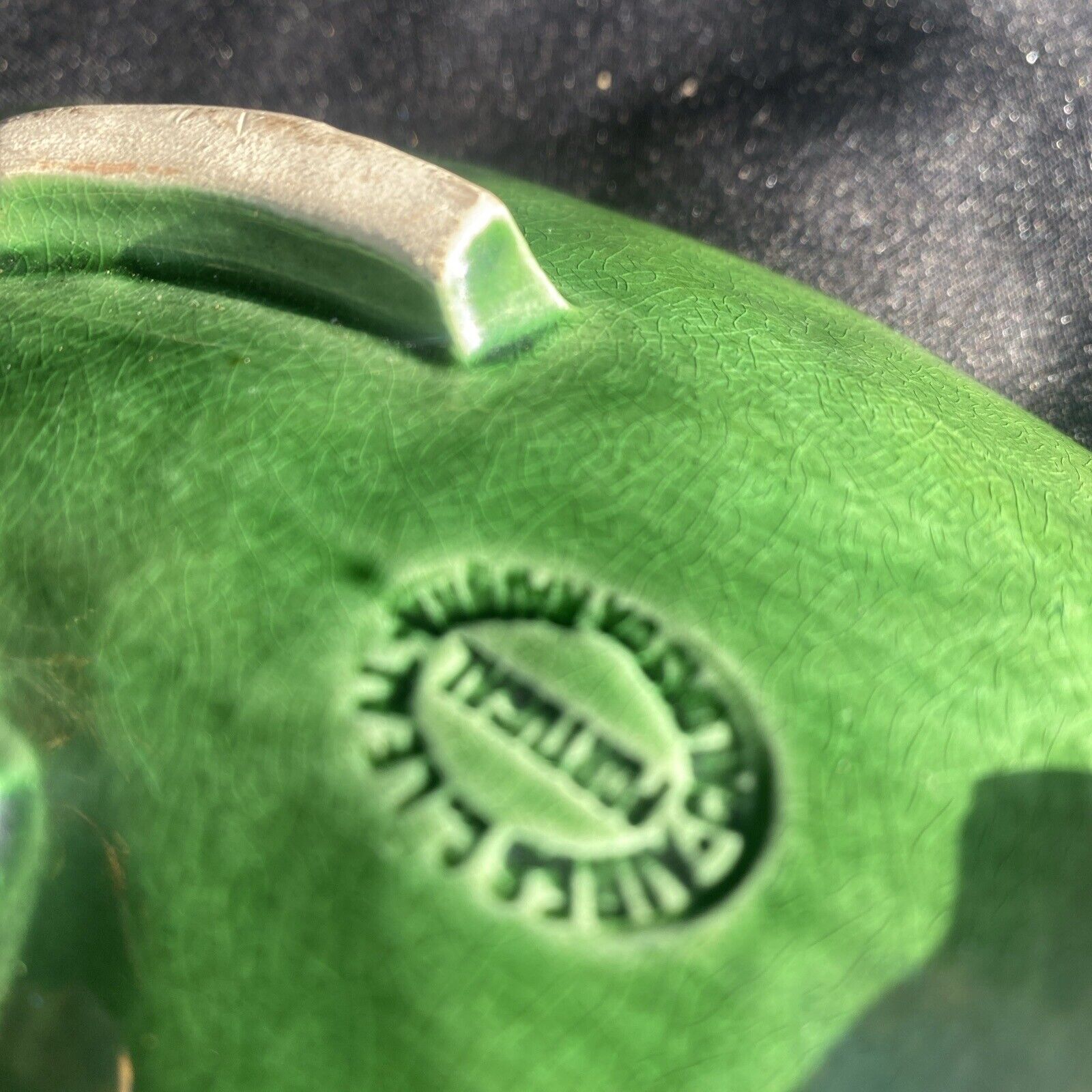 Ceramic olive dish - Caldas da Rainha Aires C Leal Portugal - (9165)