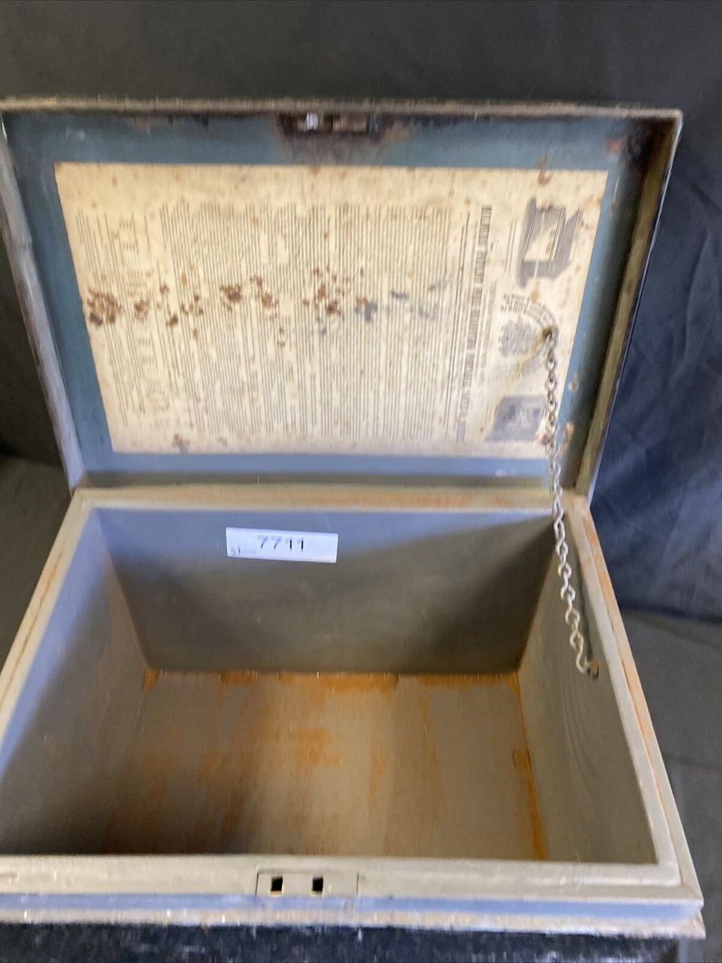 Antique Milners Fire-Proof Portable Safe 1842 V.Heavy 45cm x 31 x 31 cm (7711