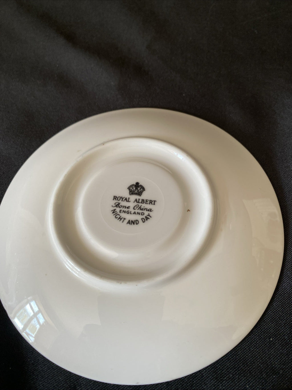 Royal Albert Night & Day Coffee Cup & Saucer Excellent Cond - (5724)