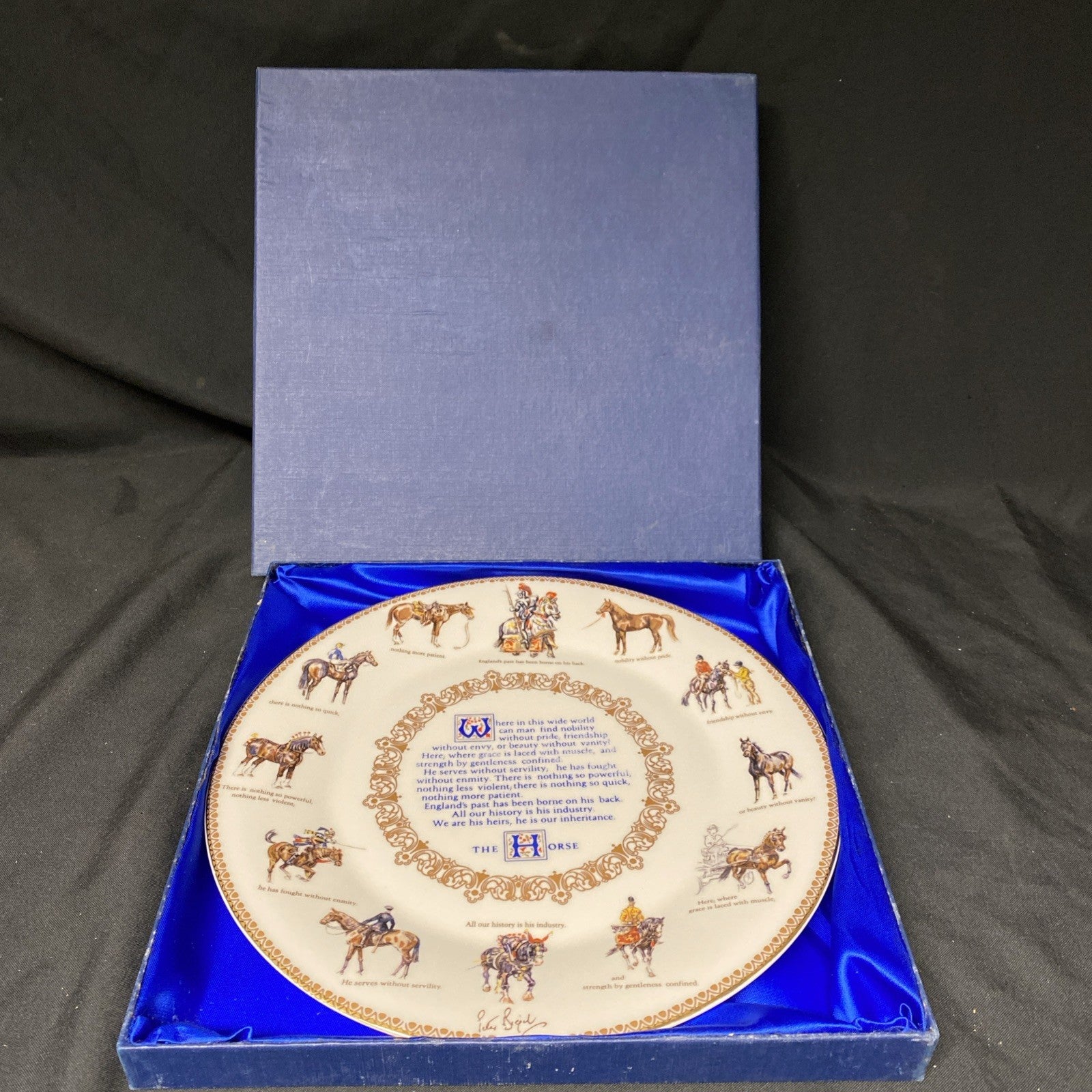 "The Horse" Fine Bone China Plate By Aynsley FR Gray Aldridge 27cms -(1604)