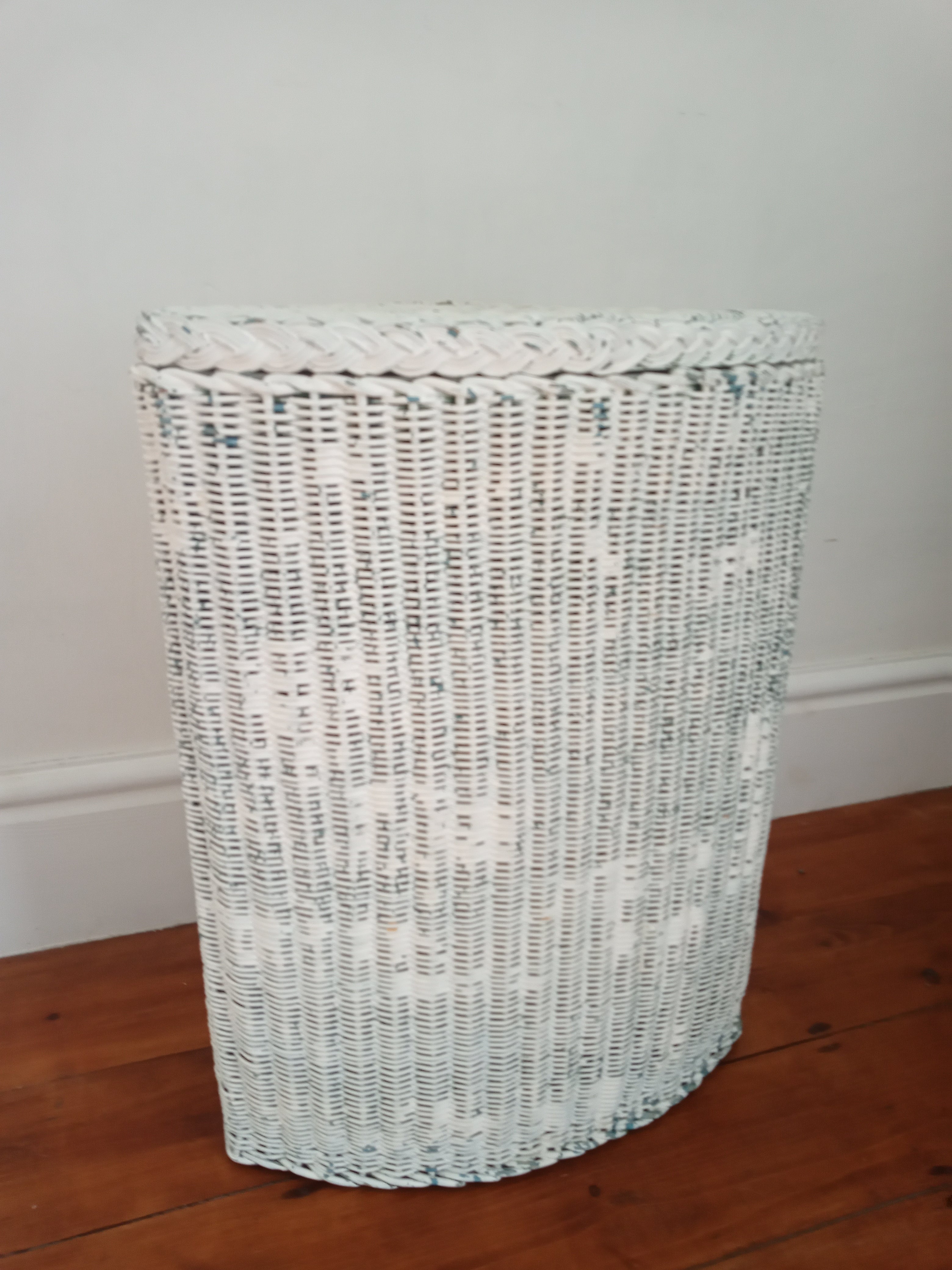 Vintage Lloyd Loom corner laundery bin painted white - (9705)