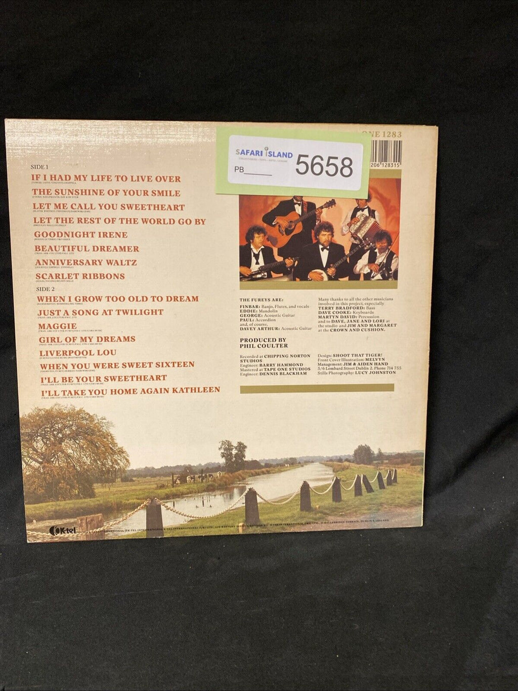 VINYL RECORD - The Furey's & Davey Arthur GOLDEN DAYS Album 1984 - (5658)