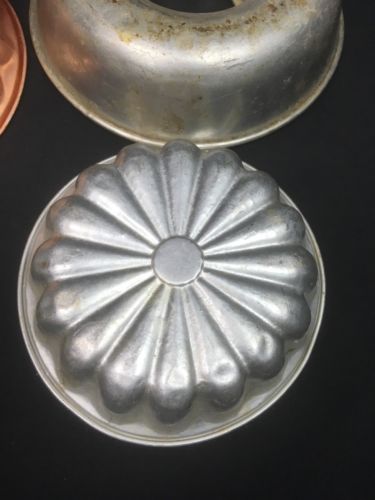 Vintage Aluminium Jelly Blancmange pans x 4 Vintage Tala rabbit - (6414)