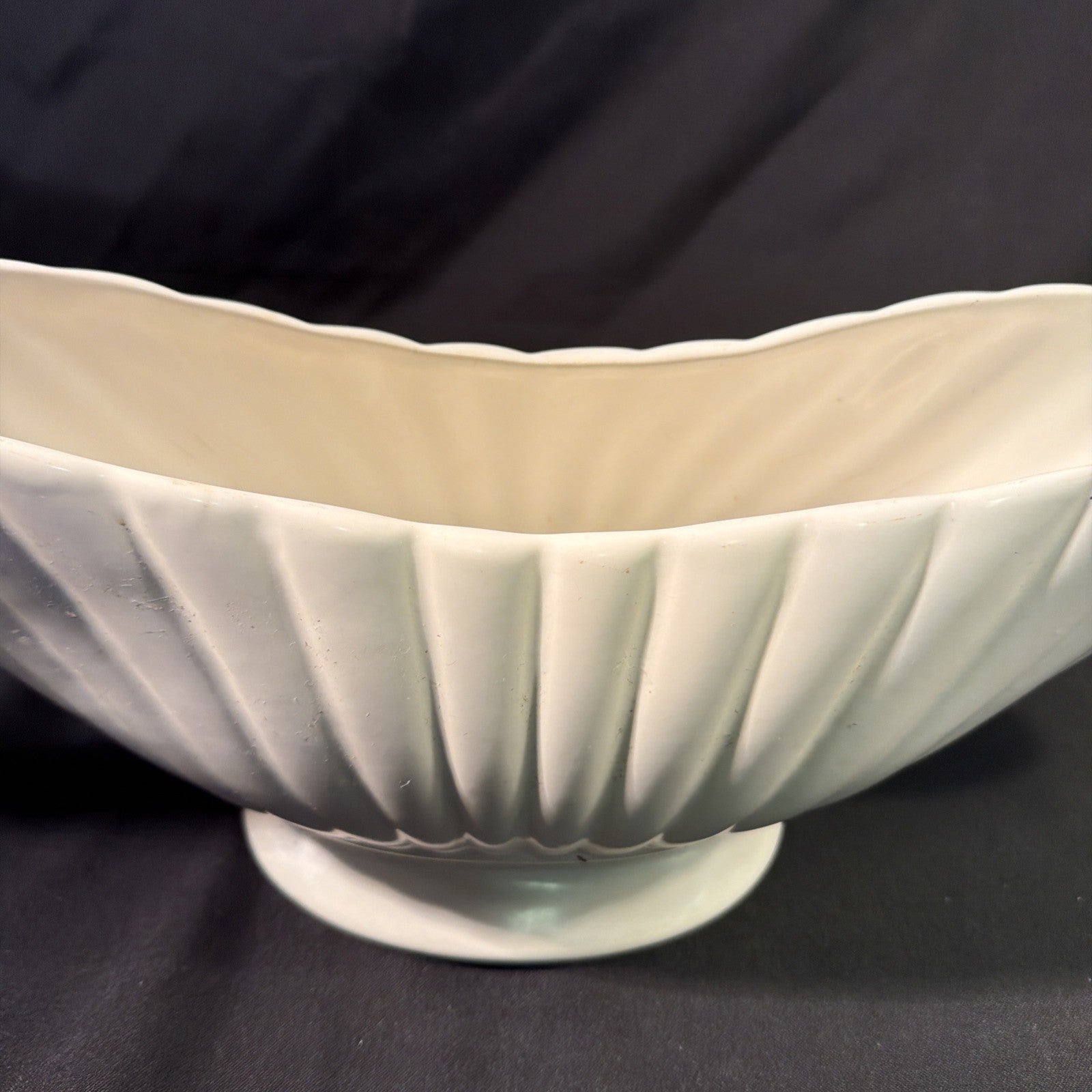 Arthur Wood Kenya Double handled Mantle vase Cream 18" - (2100)