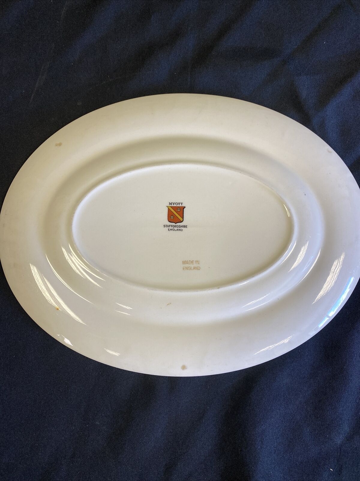 MYOTT Vary rare Art Deco Oval Plate 26cm across with a superb design - (7567)