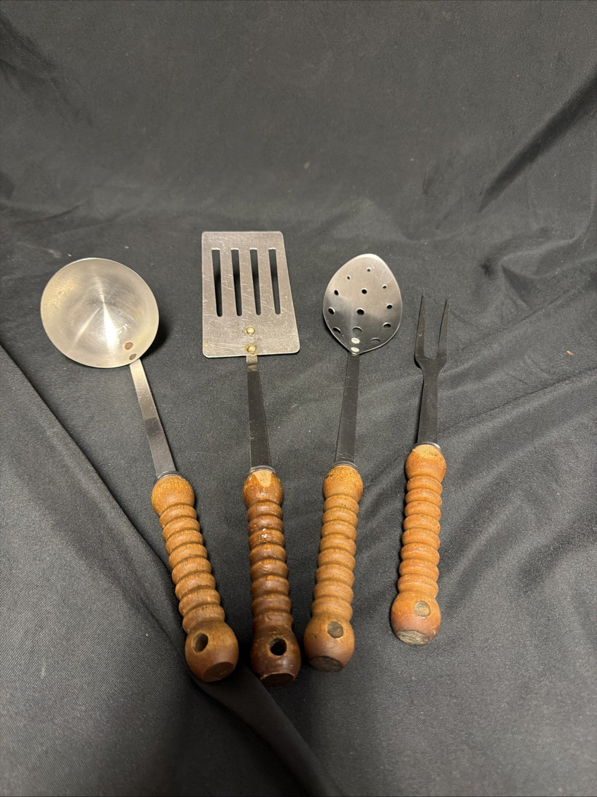 Vintage 1970's Hong Kong made 4 piece Utensill Set Wooden Handles - (1809)