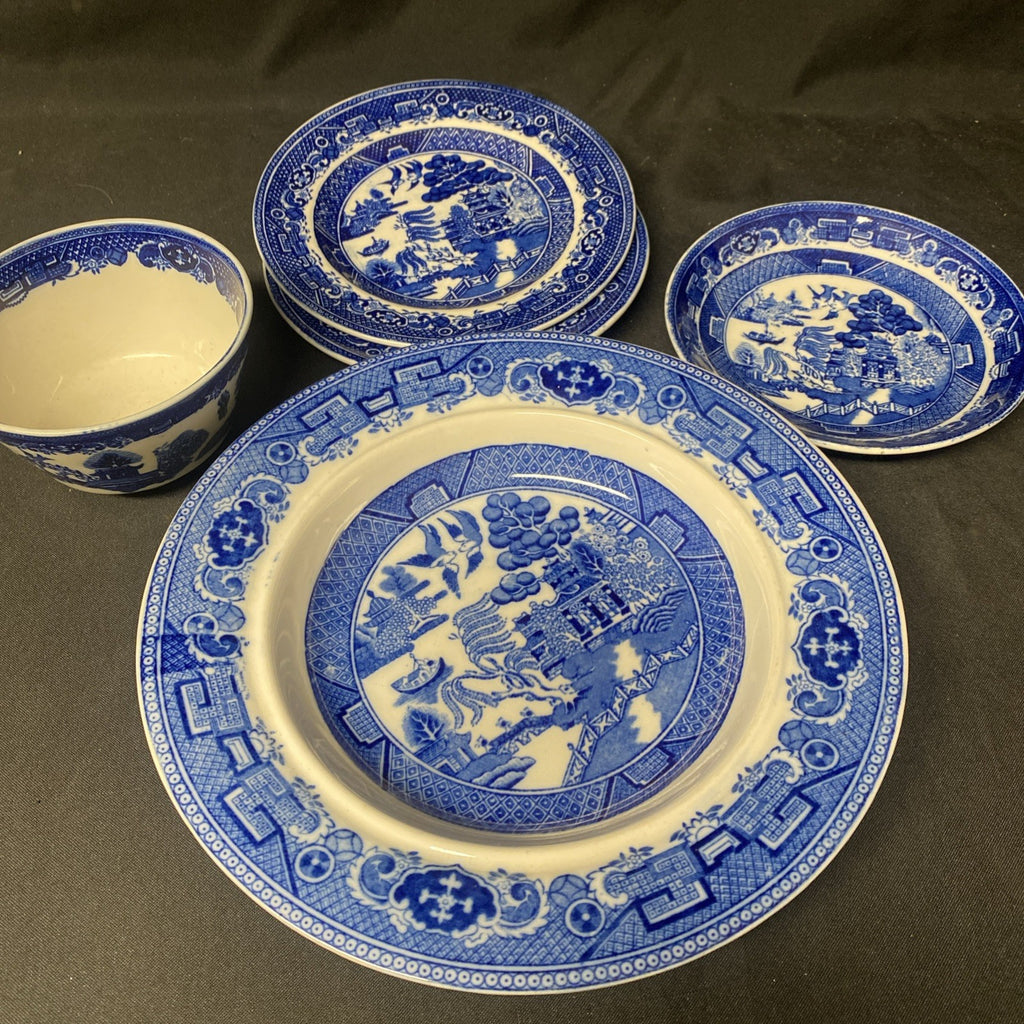 Adderley Ware Old Willow 1 Sugar Bowl 2 x side plates 1 x saucer 1 x Bowl- (1719)