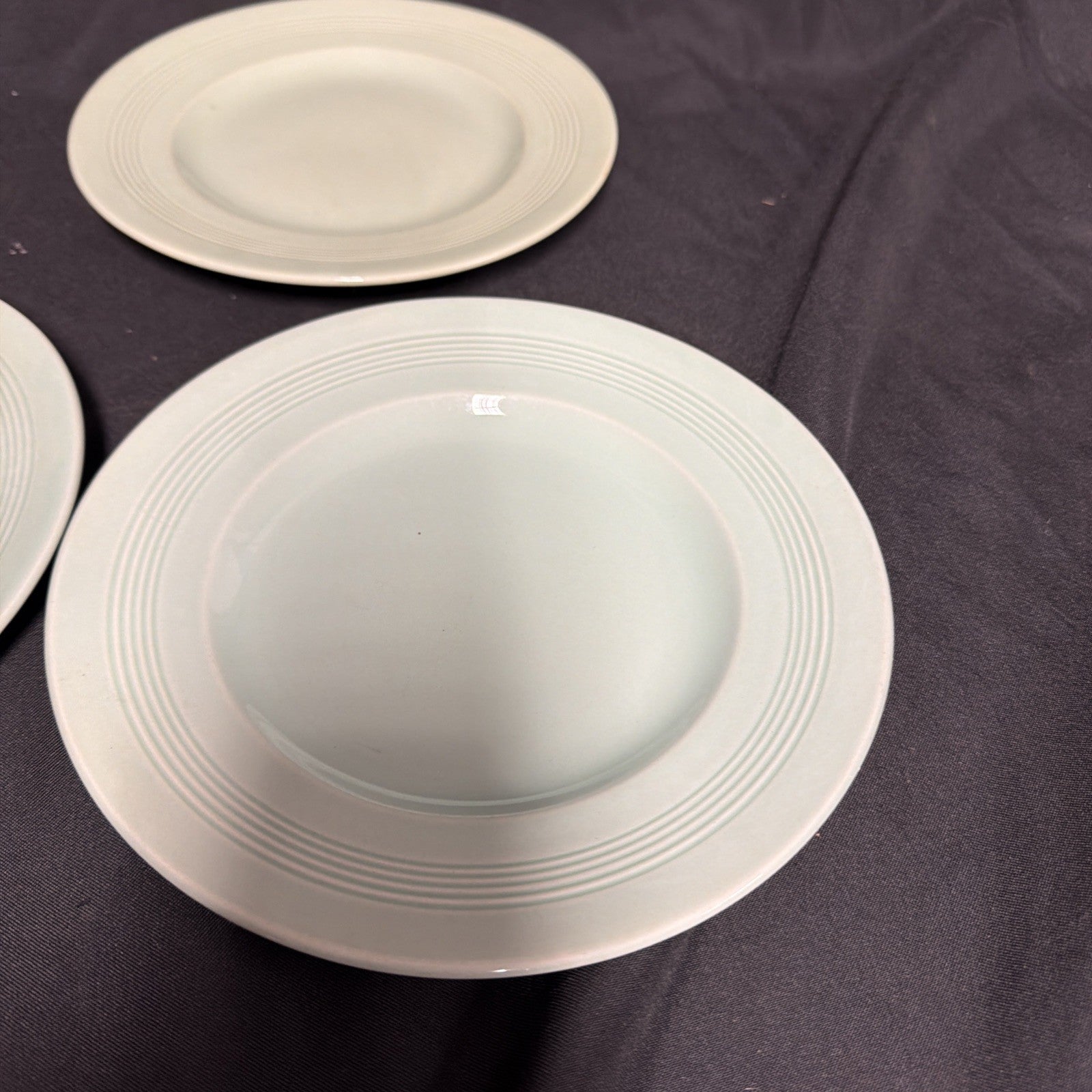 Wood's Ware Beryl Utility Green 1940's Ceramic Tea Plates 20cm D. x 5 GC - (1917) 