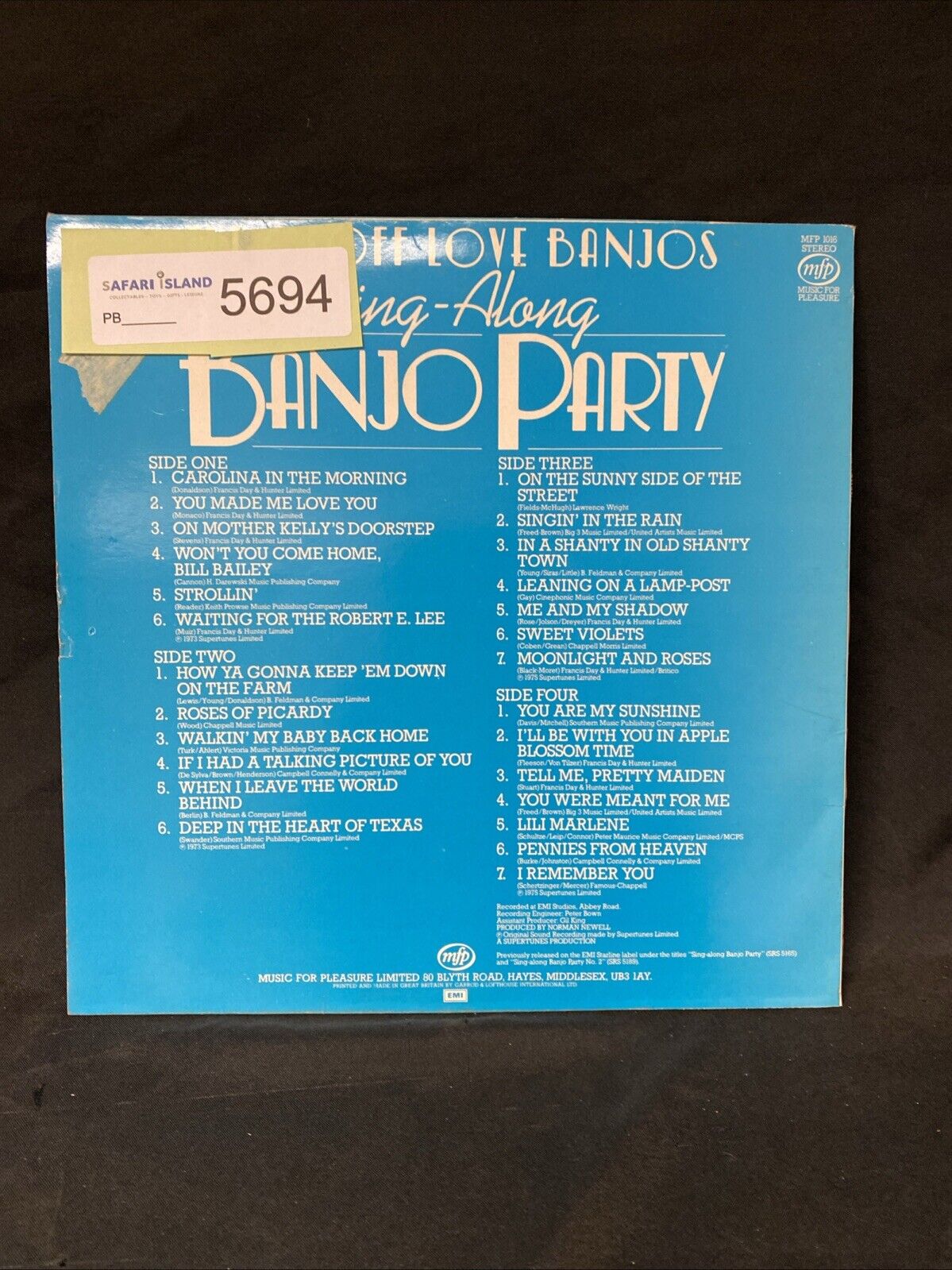 VINYL RECORD - The Geoff Love Banjos - Sing Along Banjo Party - (5694)