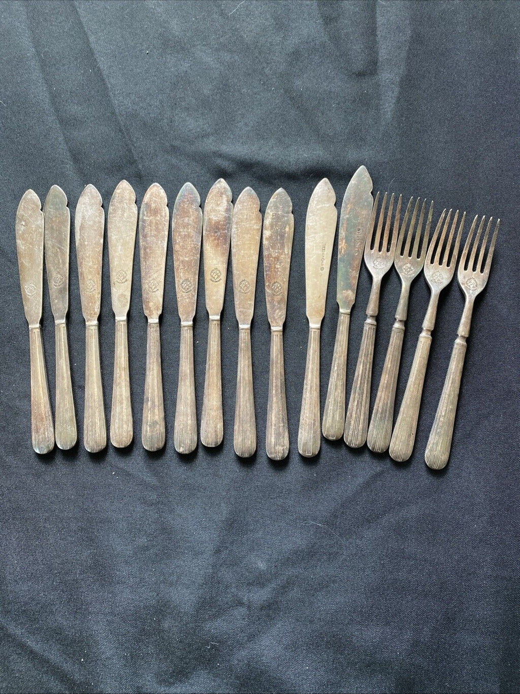 Elkington Silver Plate England - 15 x cutlery National Trust Stamp (5915)