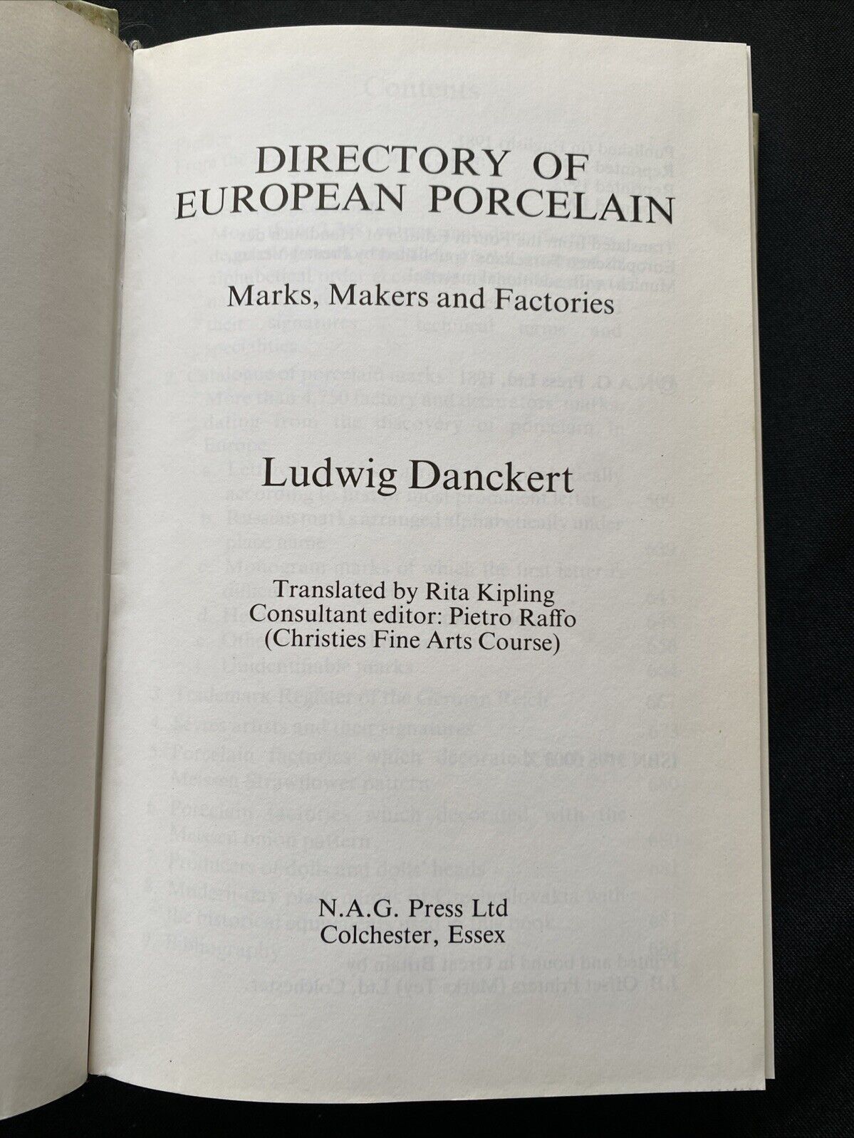 Directory of European Porcelain by Ludwig Danckert 1993 Hardback Ex Cond (5890)