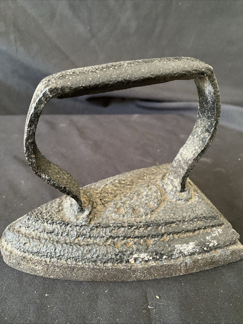 Antique Cast Iron Flat Clothes Iron Heavy Doorstop Kitchenalia - (1207)