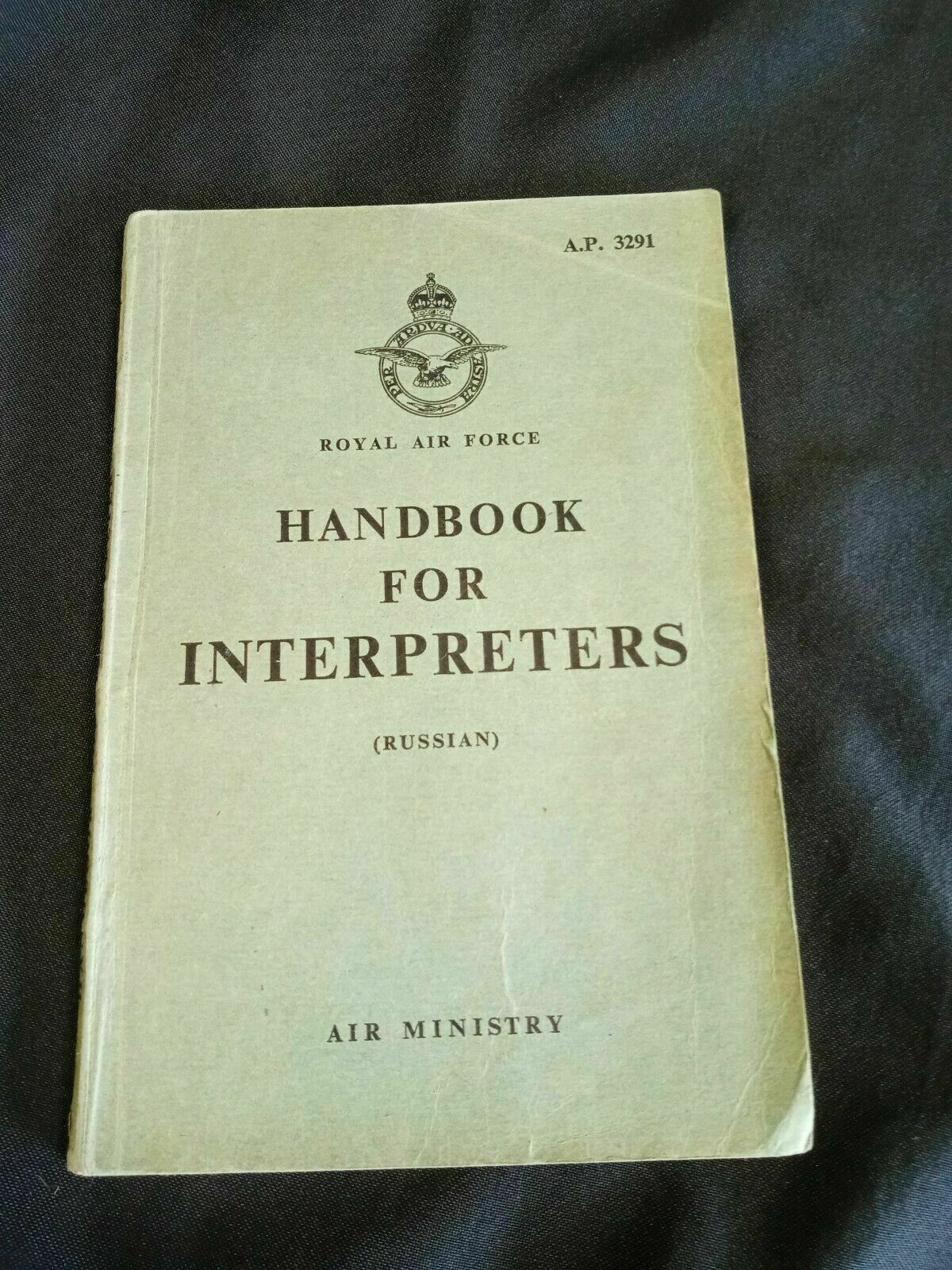 Royal Air Force Air Ministry Handbook for Interpreters RUSSIAN Book 1951 - (7809