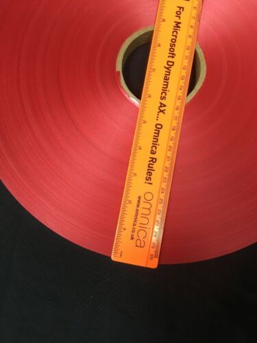 Christmas Gift Wrap Curling Ribbon 900 Metres Long x 8mm Wide HUGE reel RED