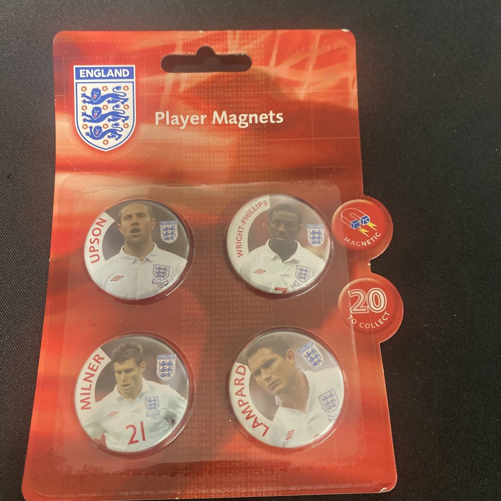 England World Cup 2010 Official Player Magnets x 16 NEW in packet - 9382