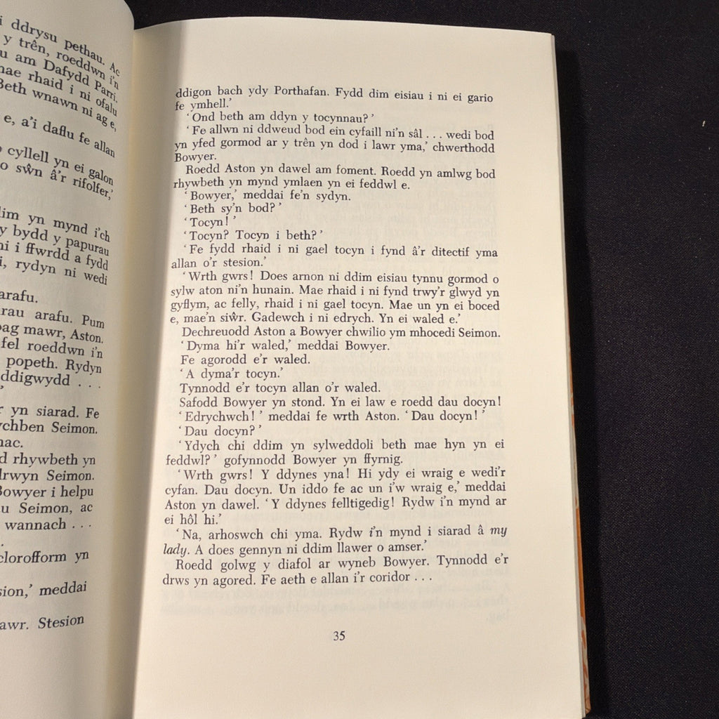 Noson Ym Mis Medi, Ivor Owen, A tale for welsh learners - Welsh Language book - (1874)