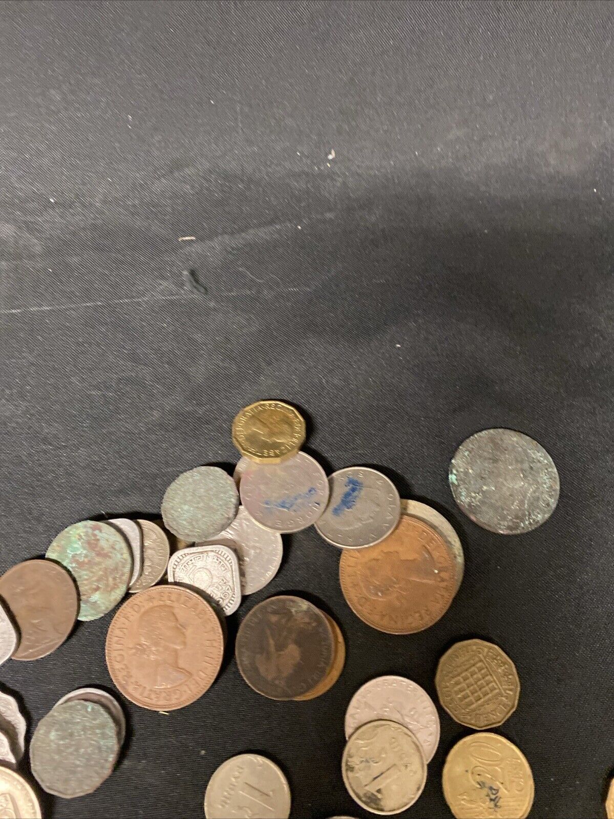 40 x Foreign + UK old Coins assorted Krone Franc Threepence- (5486)