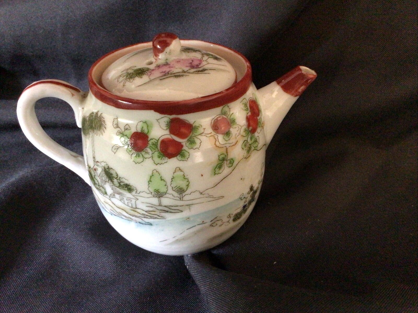 Teapot Collectors Small Ceramic Vintage 9cm Japanese Style - (8061)