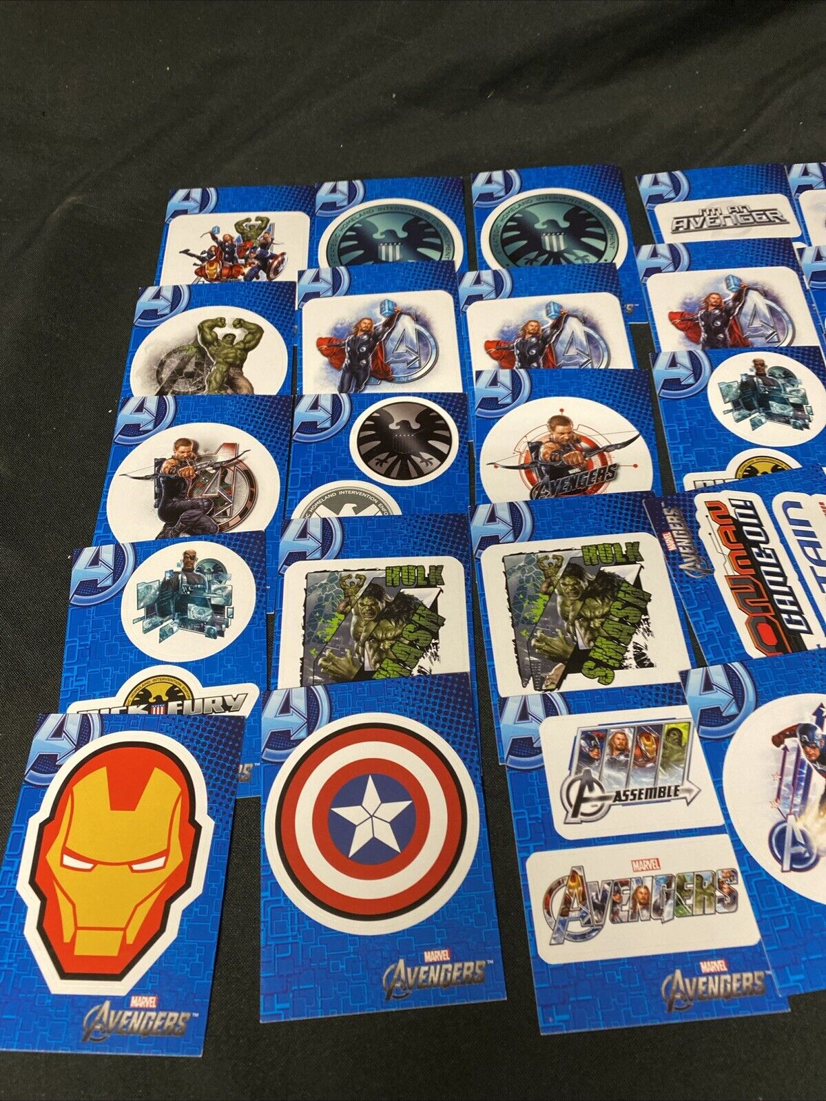 Upper Deck 2012 Marvel Avengers Assemble 29 Sticker Cards - (5581)