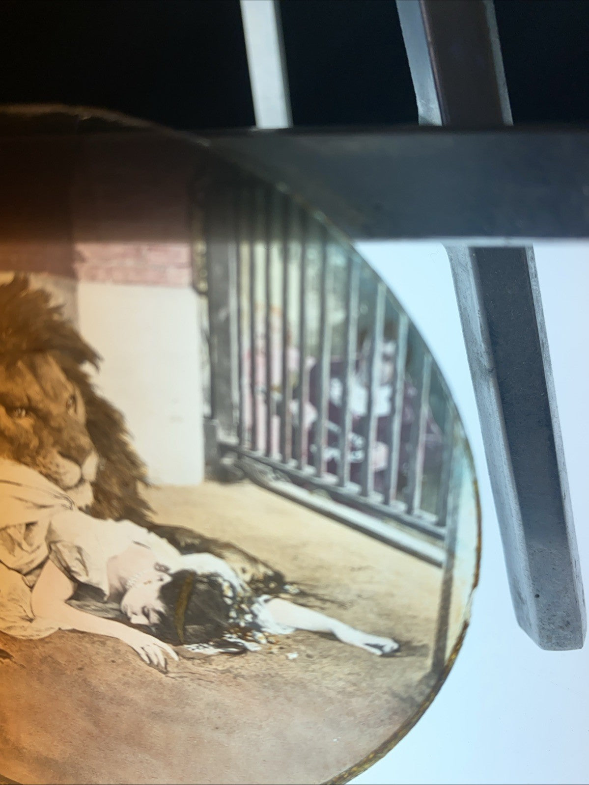 Magic Lantern Victorian Glass Round Handpainted Slide Lion & Grecian Girl (1139)