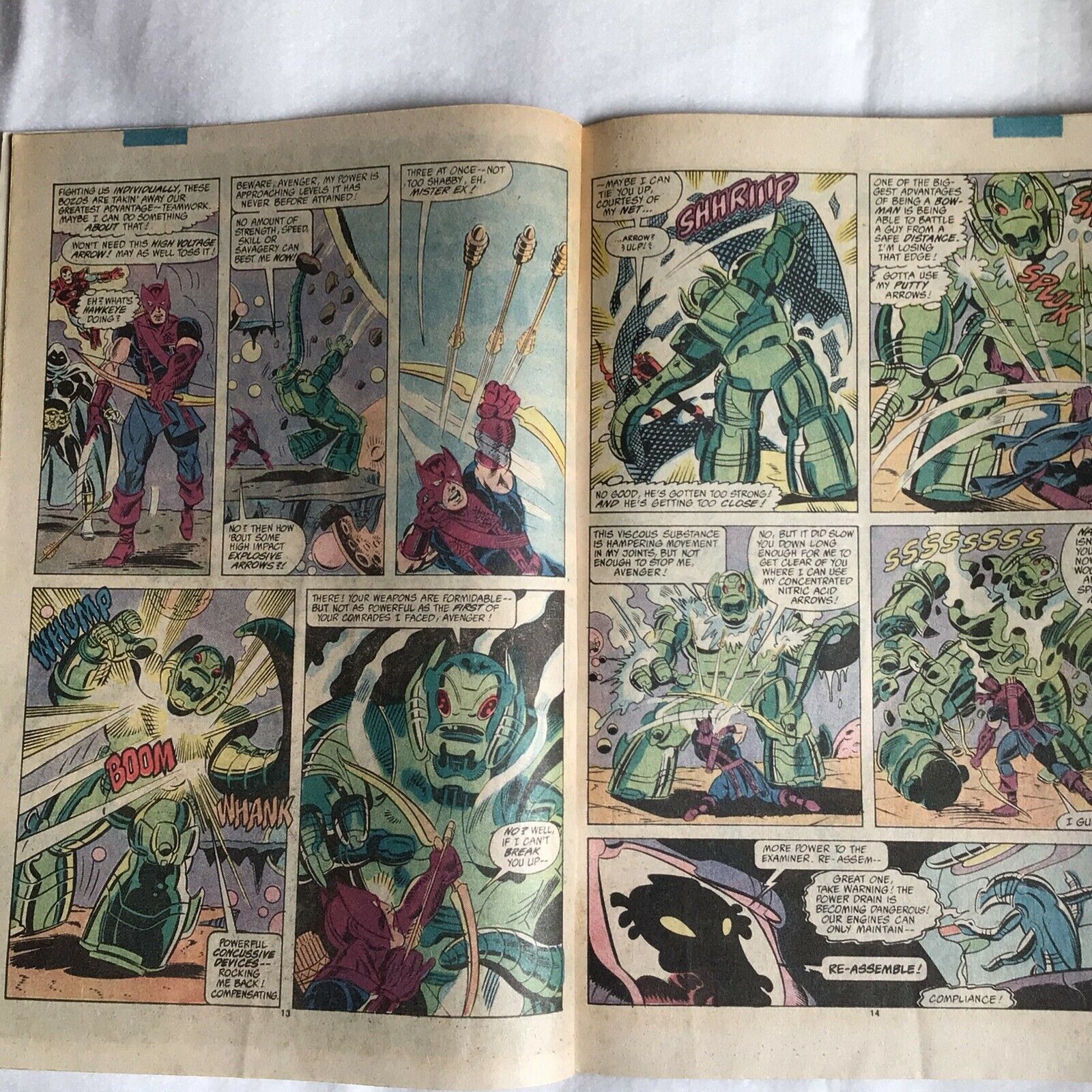 COMIC - MARVEL Comics THE WEST COAST AVENGERS & COMPOSITE AVENGER Mar 1988 (8902