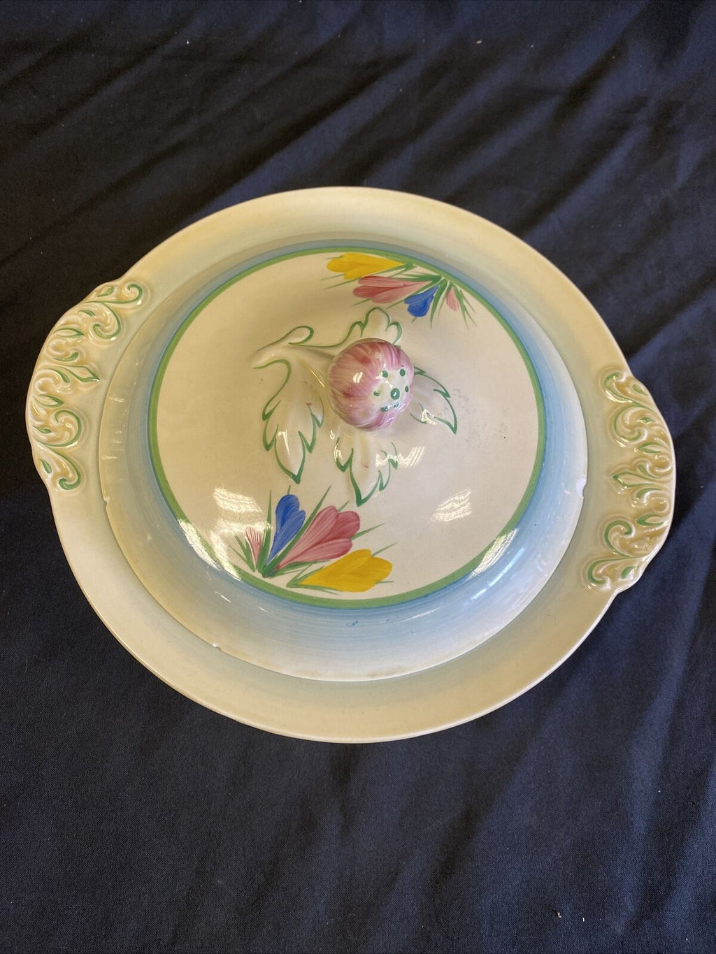 Clarice Claiff Crocus Design Newport Pottery - Tureen and Lid 26cm - (7662)