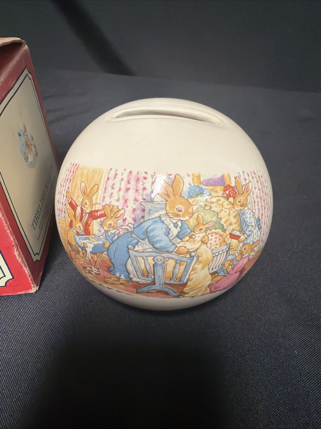 Royal Doulton Bunnykins Moneyball Coin Bank Vintage 1994 - (1892)