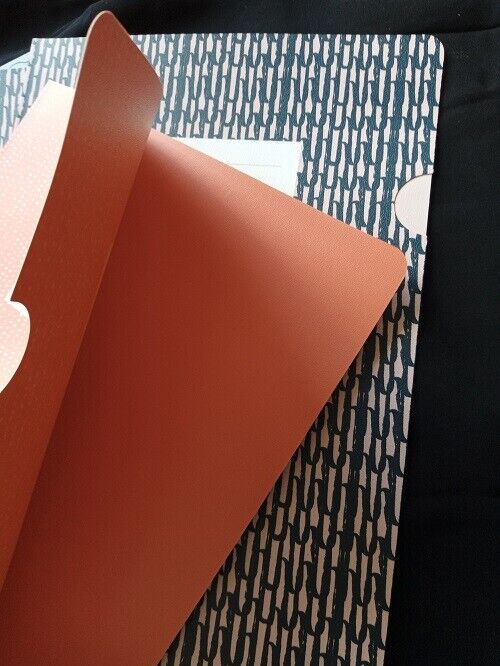 Wallet Folders 8 x individual folders in 4 designs.  Takes A4 documents - (3813)