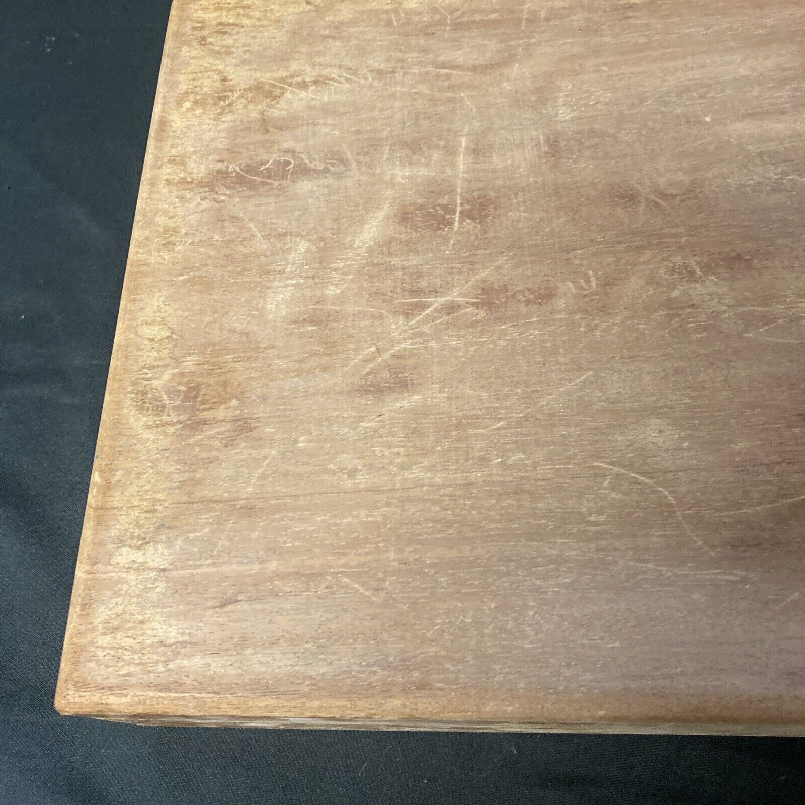 Genito Urinary MFG Co Ltd London England Wooden Case Empty (8912)