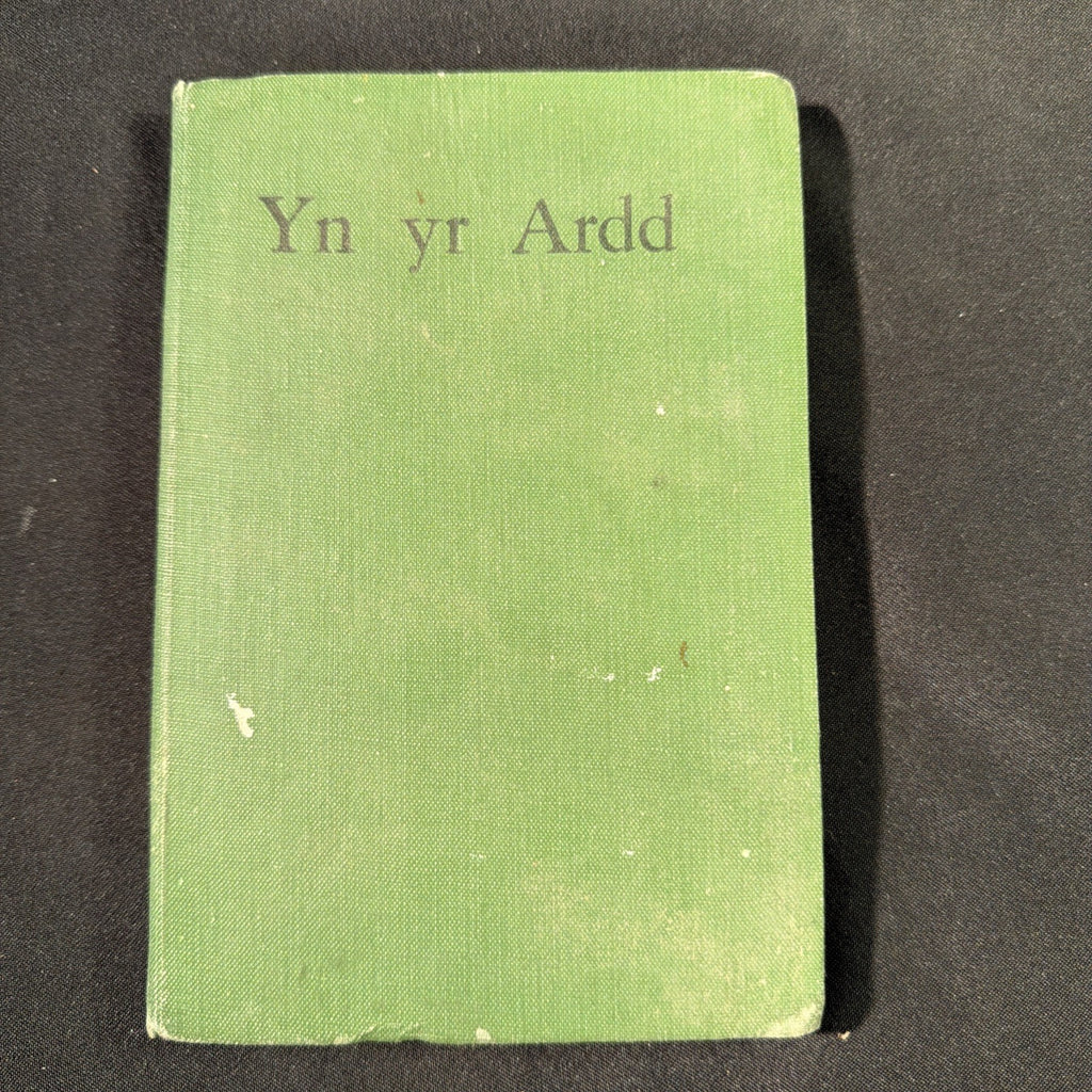 Yn yr Ardd, Sgyrsiau Radio, Tom Jones - Welsh Language book - (1862)