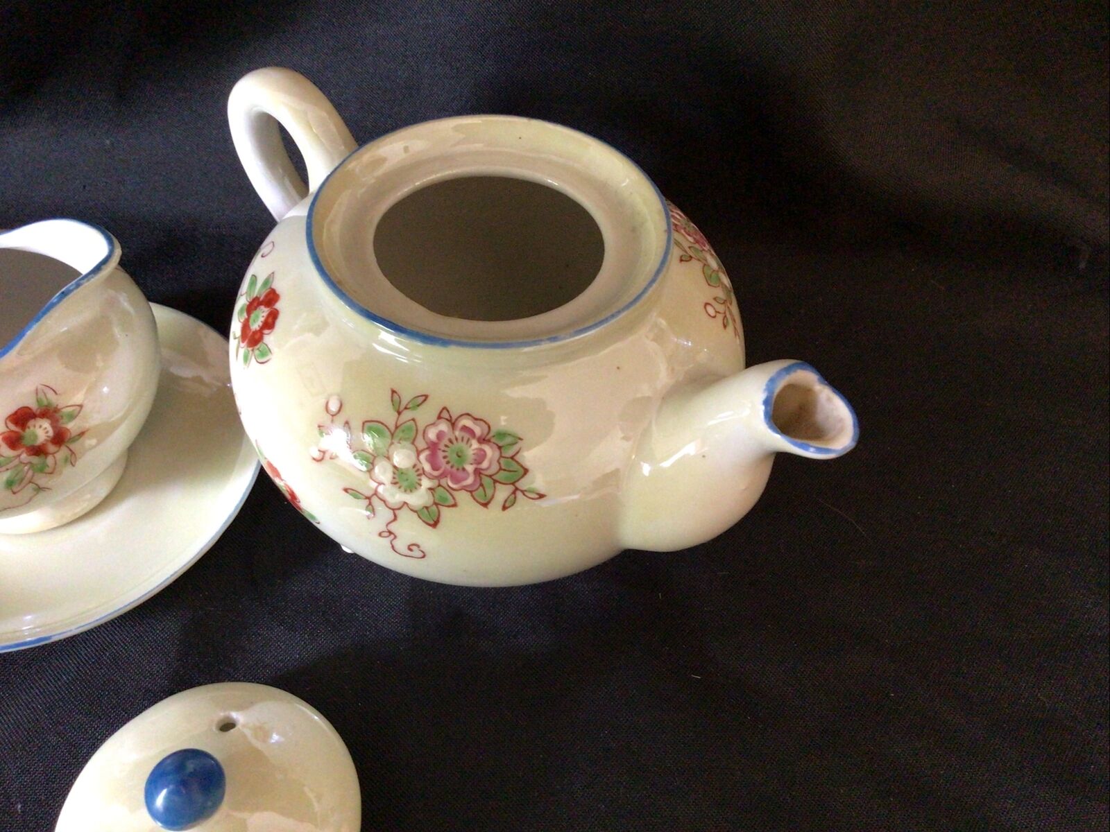Teapot Collectors Small Ceramic Vintage set 10cm Made in Japan - (8632)