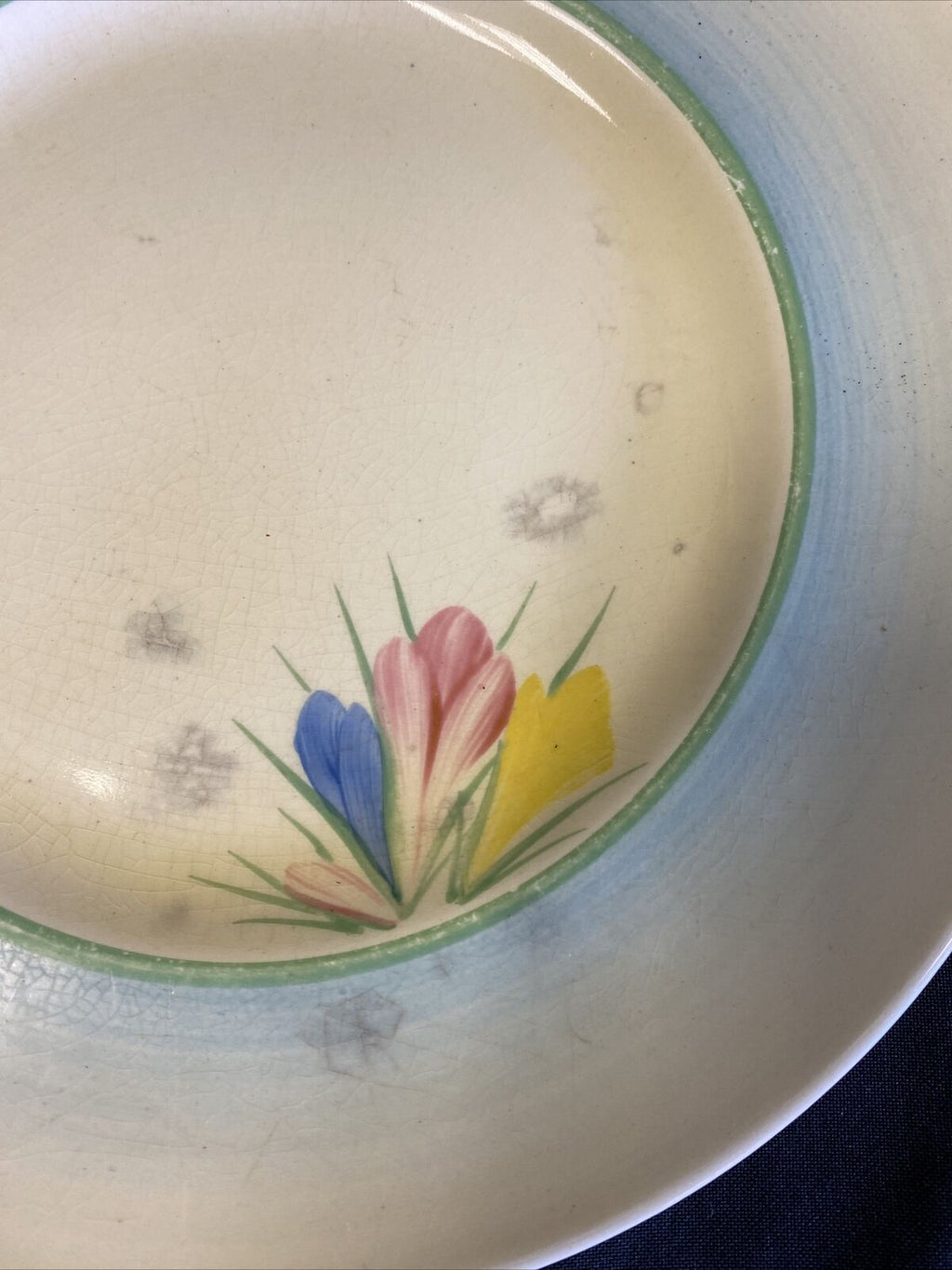 Clarice Claiff Crocus Design Newport Pottery - Plate x 1 x 23cm - (7659)