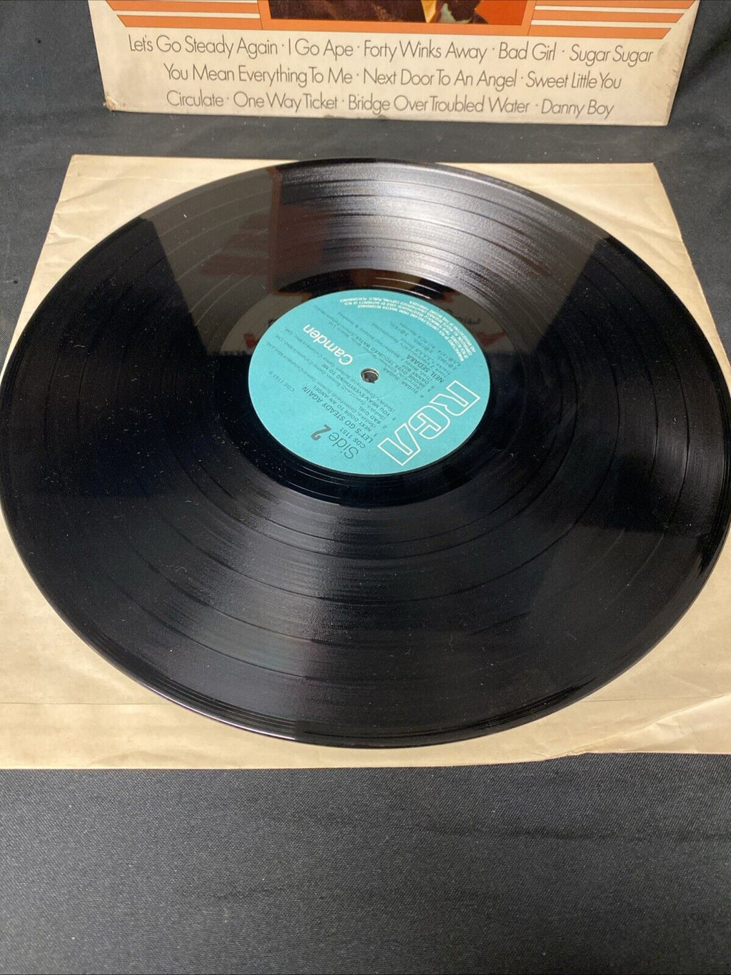VINYL RECORD - Neil Sedaka Let's Go Steady Again - CDS1151 - (5685)