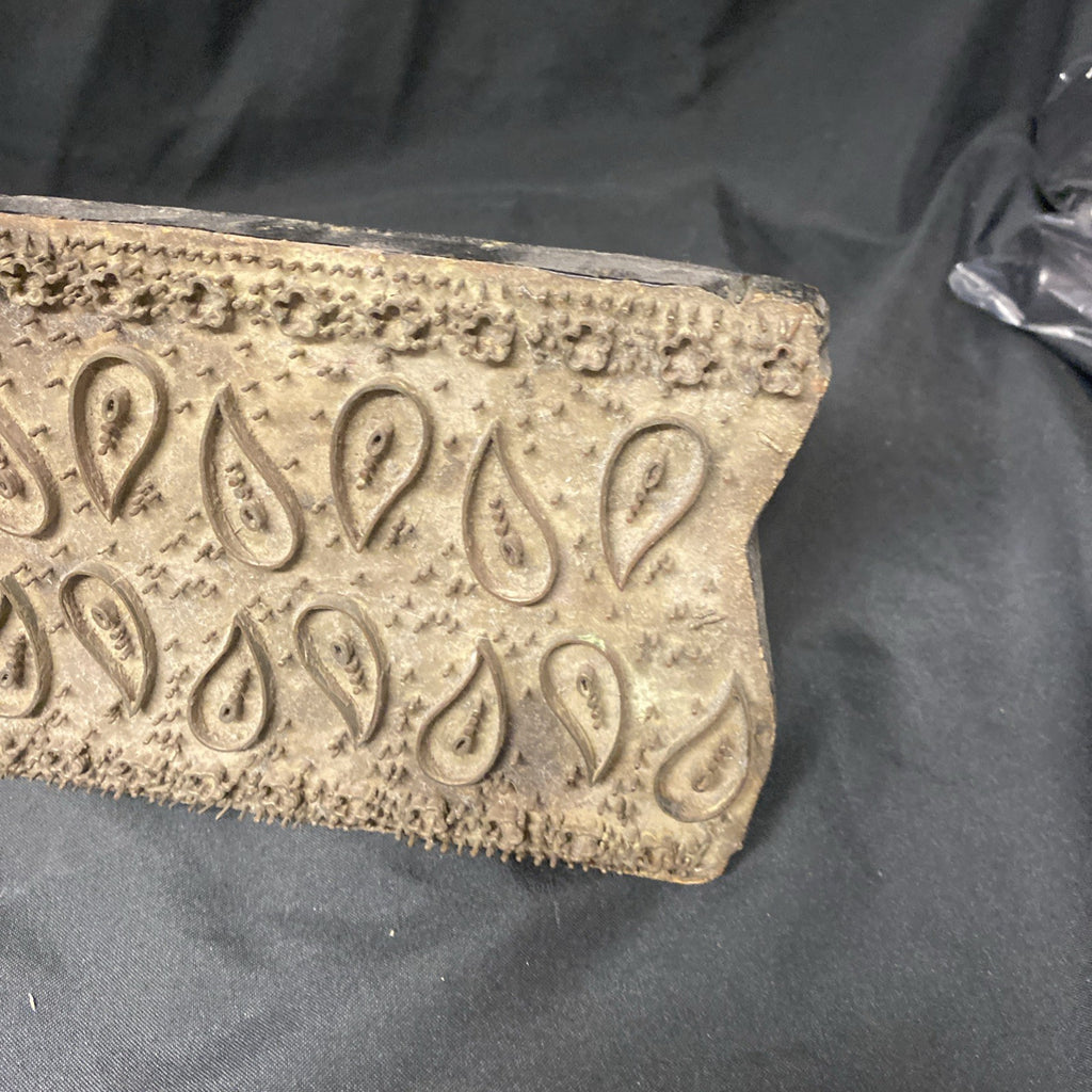 Antique Textile / Wallpaper Printing Block Large Metal Pattern - (1025)